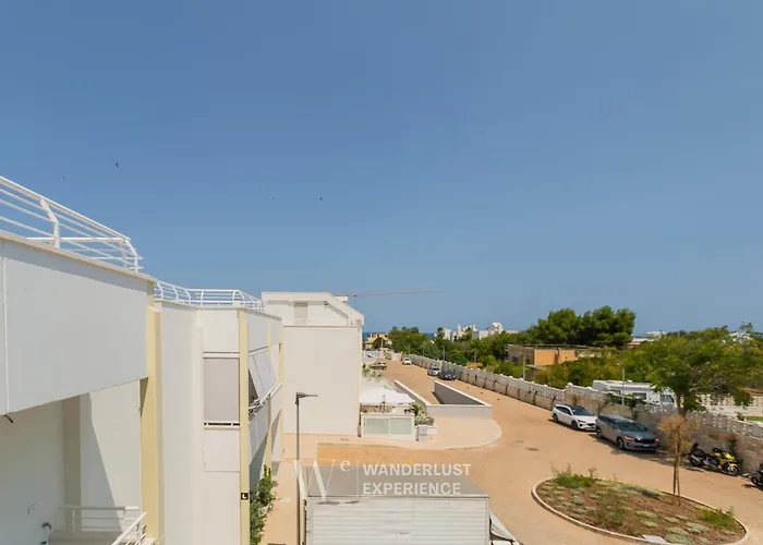 Wanderlust Experience Blue Coast Apartman